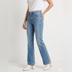 FRAME Le High Flare Jeans in Medium Wash Size 28 Premium Denim Model off Duty